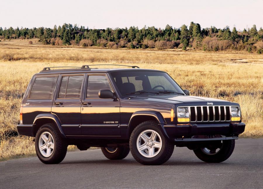  Jeep Cherokee 1997 года  (фото 1 из 17)